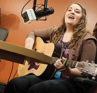 Elizabeth, a patient of Cincinnati Children’s, was asked to sing the first live performance for WKID 33.